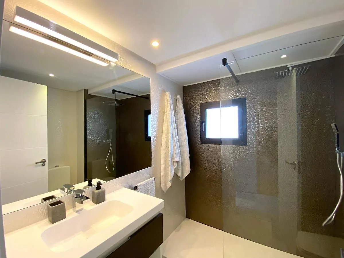 מארבלה Jardines Del Puerto Apartment For Up To 6, Totally Refurbished 2025, Gardens, Pools, Garage, Wifi