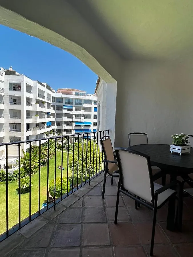 Jardines Del Puerto Apartment For Up To 6, Totally Refurbished 2025, Gardens, Pools, Garage, Wifi Marbella