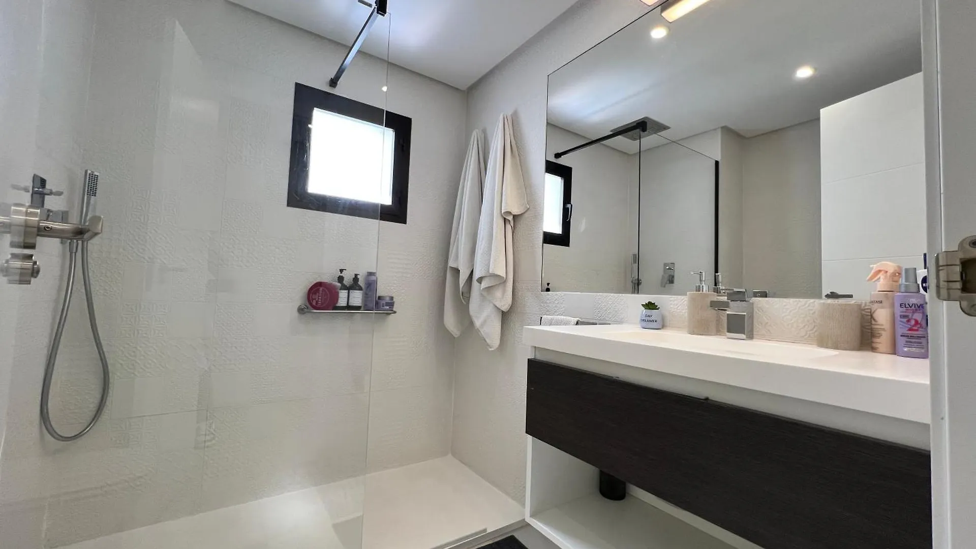 Jardines Del Puerto Apartment For Up To 6, Totally Refurbished 2025, Gardens, Pools, Garage, Wifi Marbella