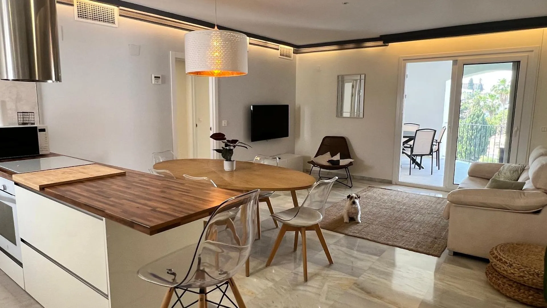 Jardines Del Puerto Apartment For Up To 6, Totally Refurbished 2025, Gardens, Pools, Garage, Wifi Marbella