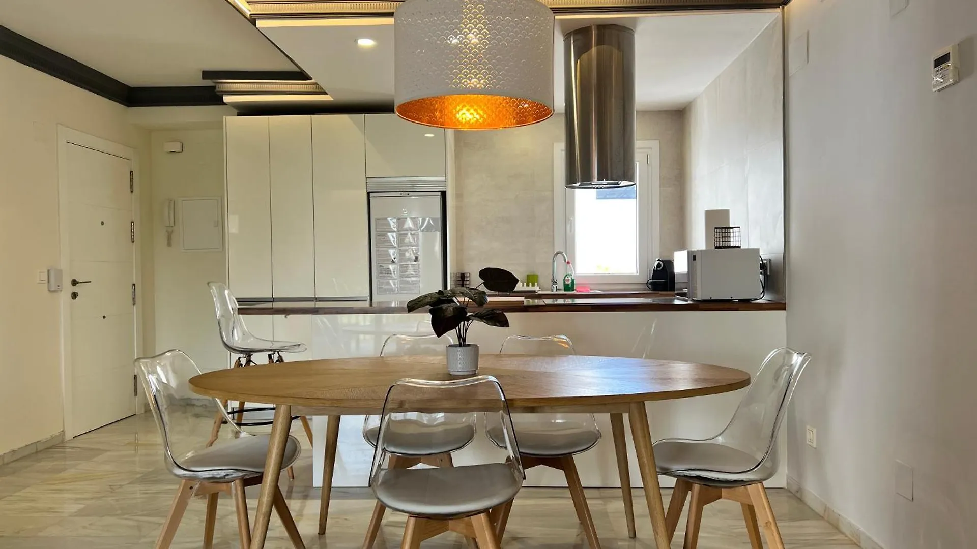 Jardines Del Puerto Apartment For Up To 6, Totally Refurbished 2025, Gardens, Pools, Garage, Wifi Marbella