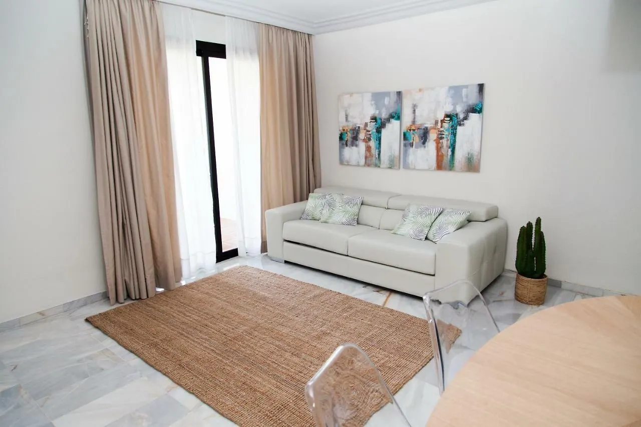 Jardines Del Puerto Apartment For Up To 6, Totally Refurbished 2025, Gardens, Pools, Garage, Wifi Marbella