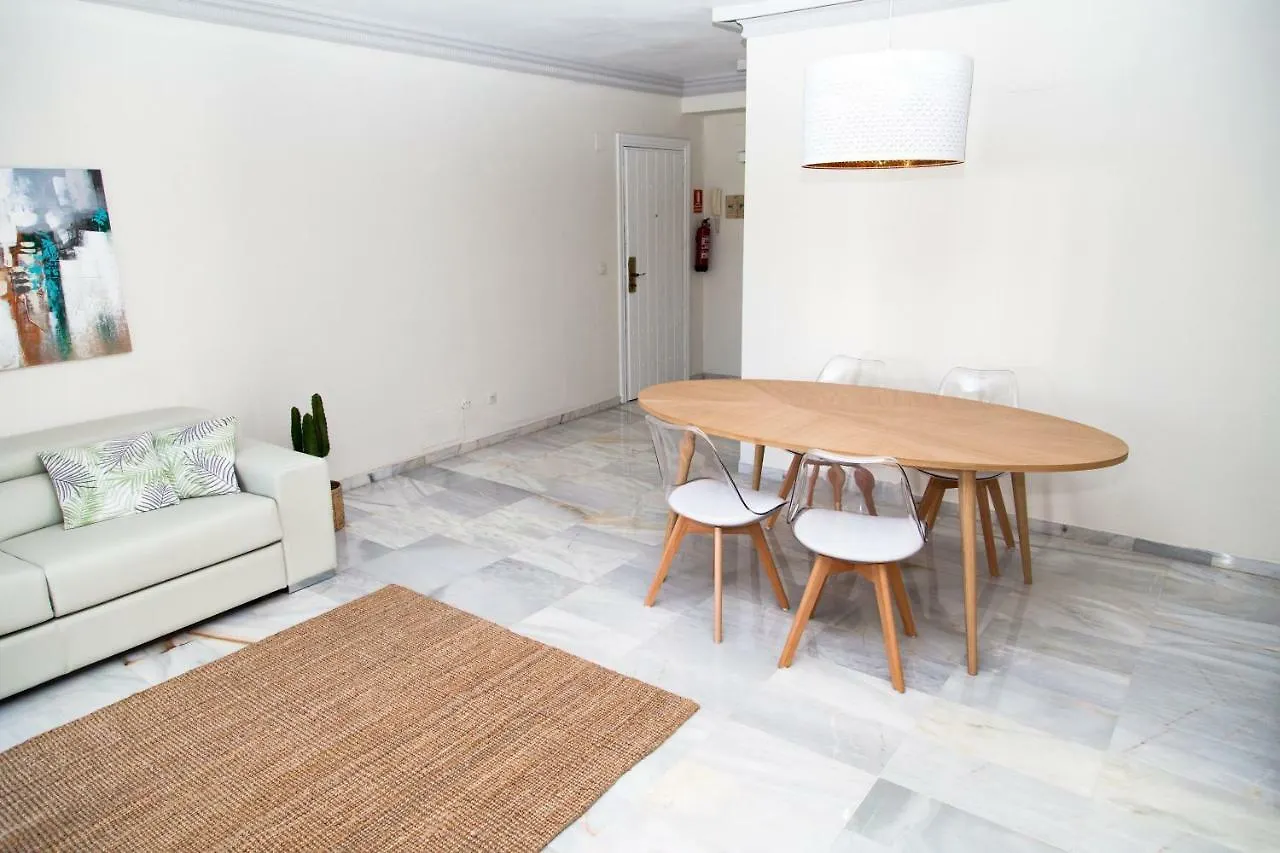 Jardines Del Puerto Apartment For Up To 6, Totally Refurbished 2025, Gardens, Pools, Garage, Wifi Marbella