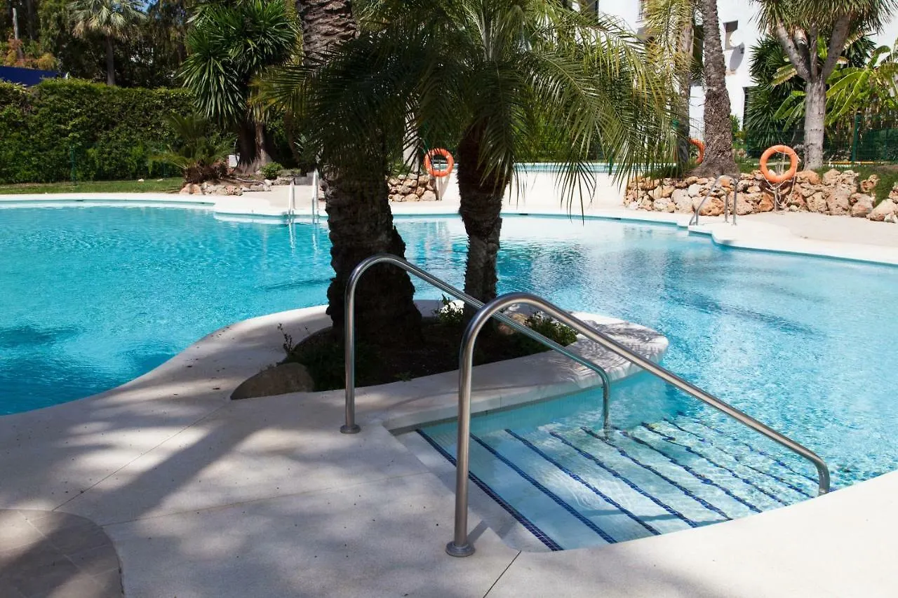 Jardines Del Puerto Apartment For Up To 6, Totally Refurbished 2025, Gardens, Pools, Garage, Wifi Marbella